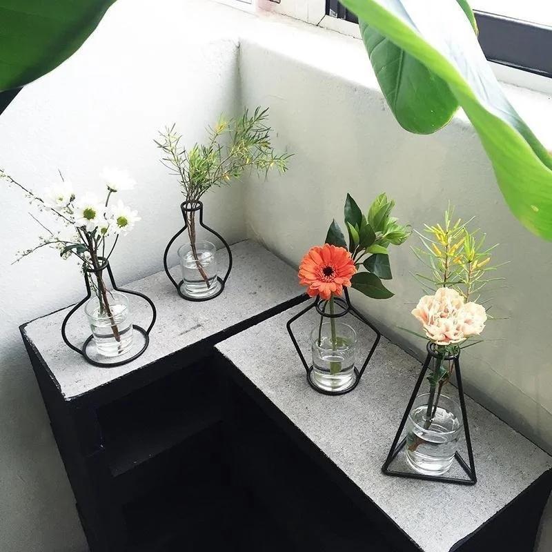 Abstract Black Lines Minimalist Abstract Iron Vase Dried Flower Vase Racks Nordic Flower Ornaments Home Party Decoration Vase