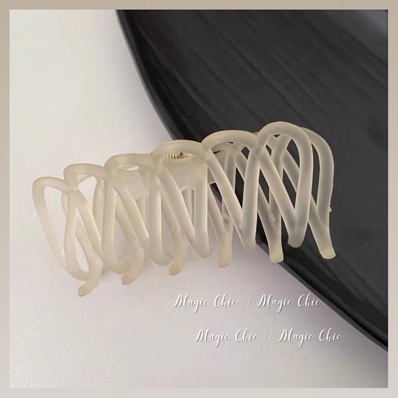 Korean Blue & White Sweet Temperament Shark Hair Clip