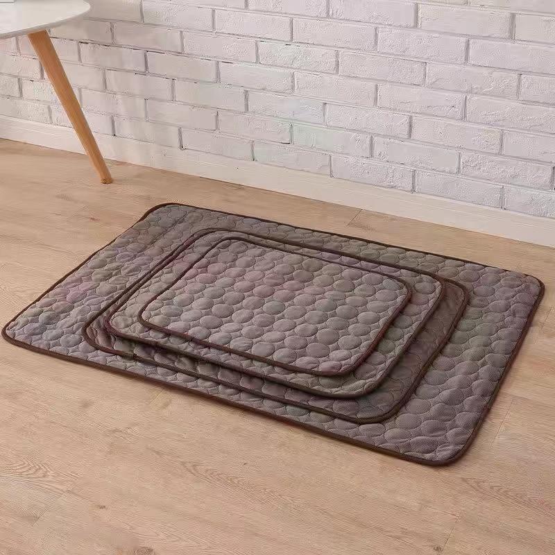 Pet Cooling Mat Dogs Cats Chill Bed Indoor Summer Heat Relief Indoor Cool Cushion Gel Sleeping Pad Seat (S/M/L/XL))