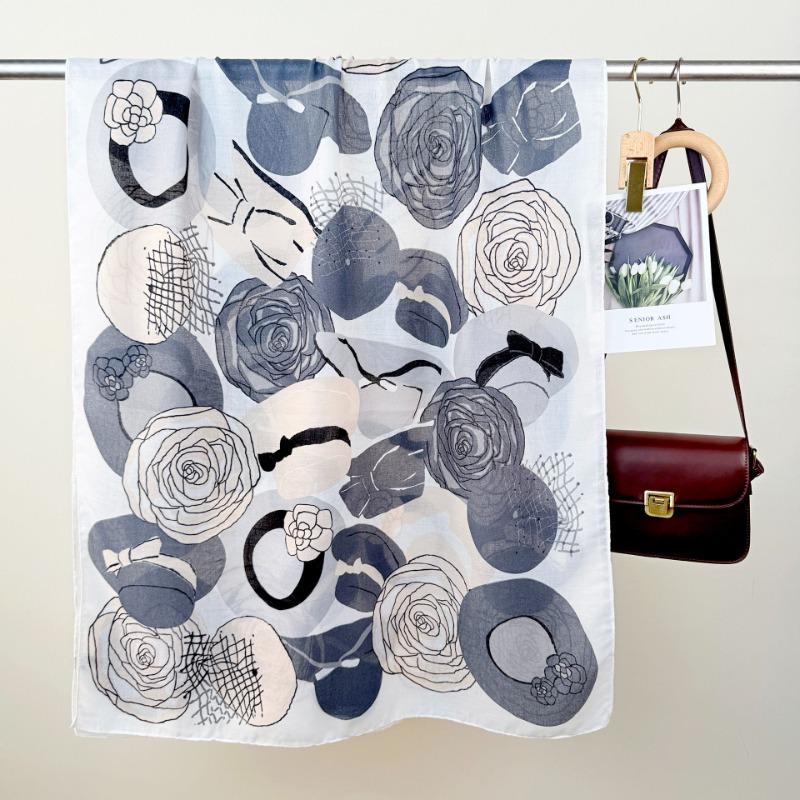 New niche retro cotton and linen long scarf women's creative light luxury temperament scarf travel photography with shawl