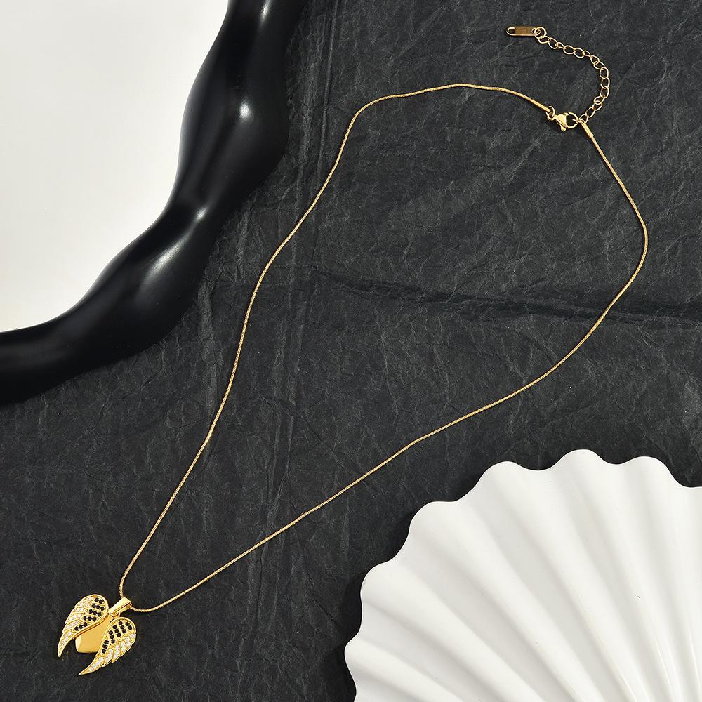 Open and Close Love Necklace for Women, Fashionable and Versatile Exquisite Accessories Gifts