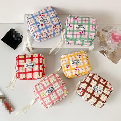 Stoff Kleine Kirschen Muster Aufbewahrungstasche für Mädchen Tragbare Binden Tasche mit Fächern Mini Tasche, Kleine Quadratische Tasche