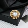 Elegant Versatile Light Luxury Corsage Brooch with Niche Design - Anti-Exposure Pin
