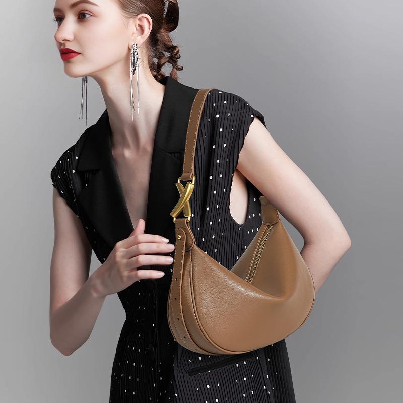 Women's bag genuine leather, new one-shoulder underarm crescent bag, soft cowhide feeling large-capacity crossbody dumpling bag
