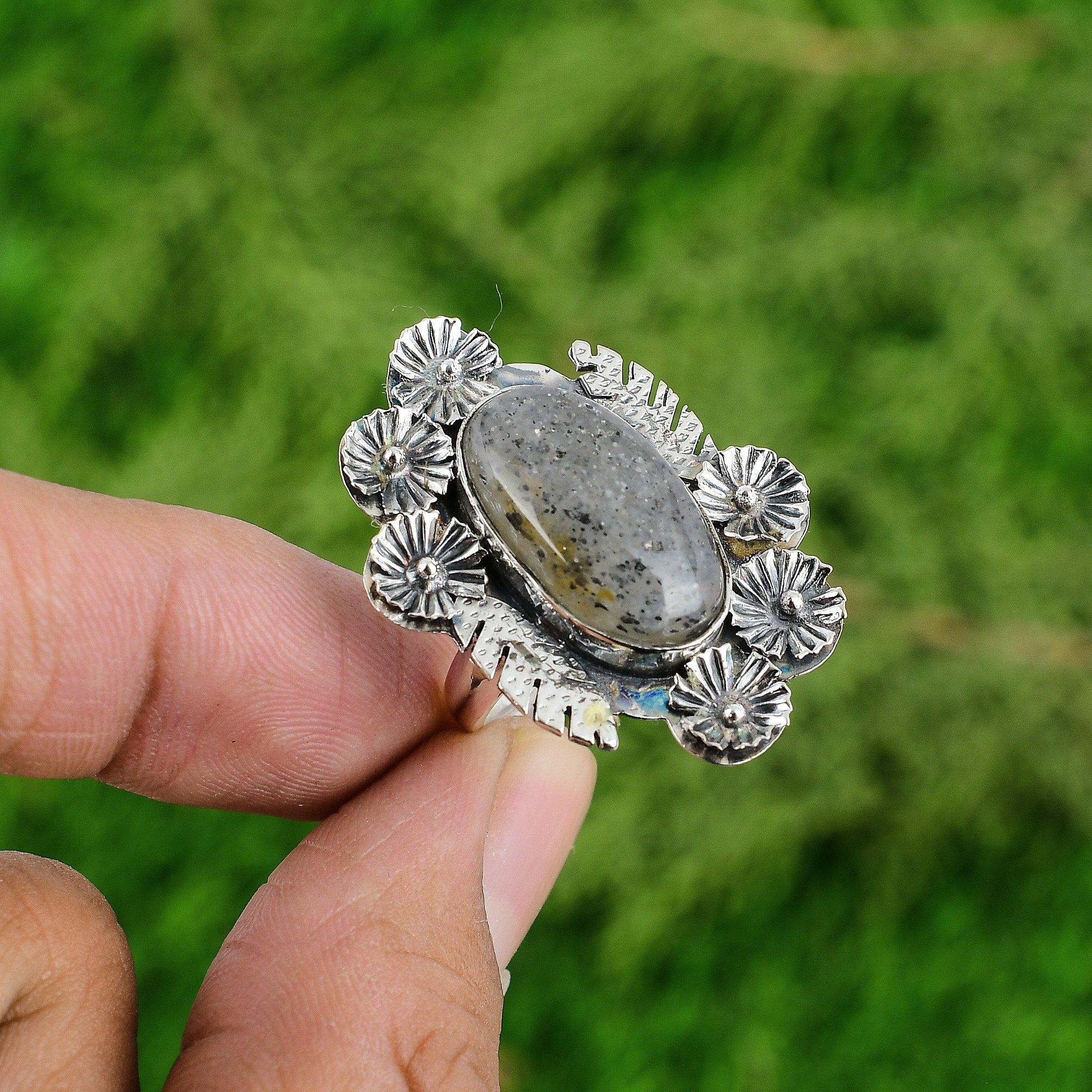 

Подарок для нее Кольцо из серебра 925 пробы с натуральным черным солнечным камнем, штабелируемое, цветочное, регулируемое Adjustable