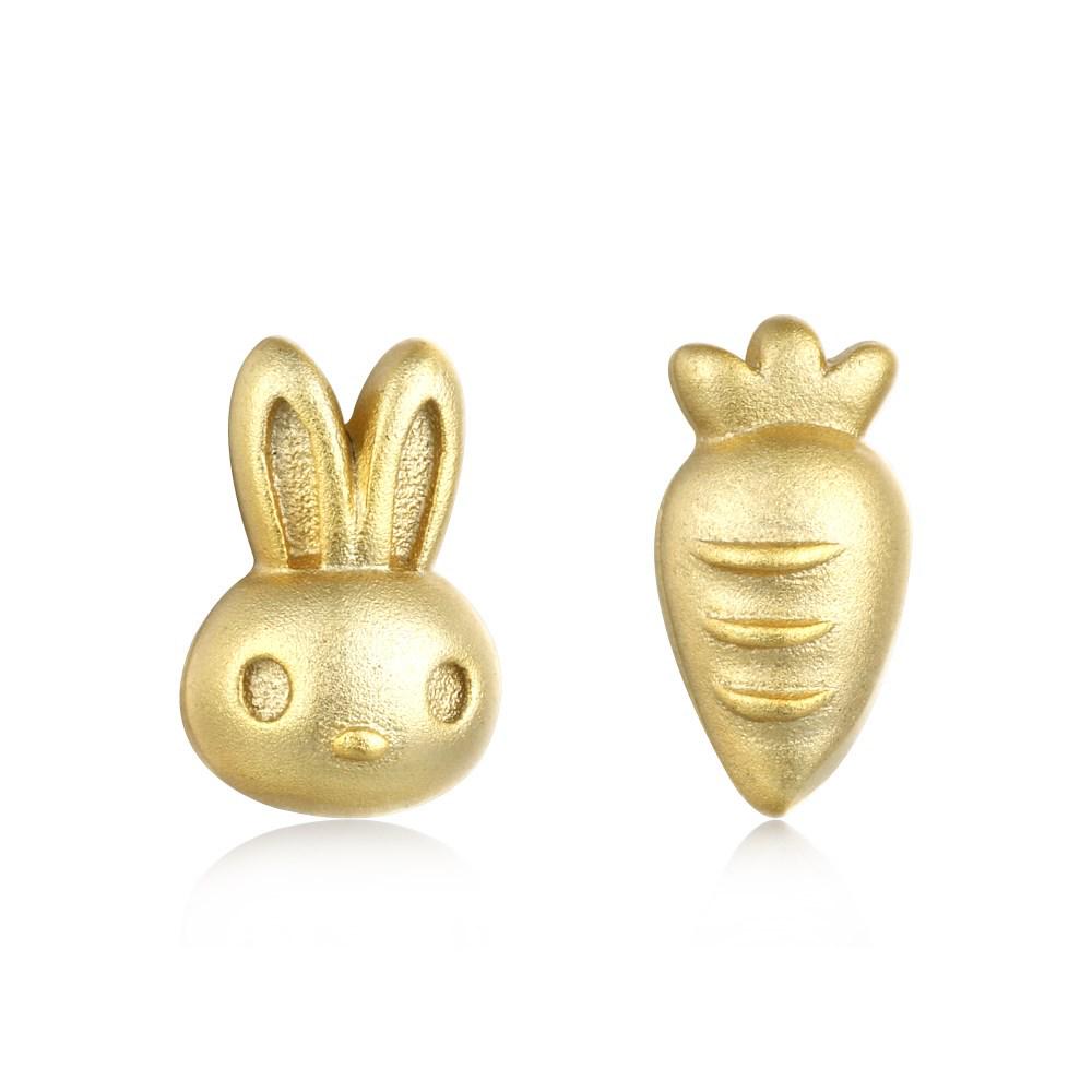 

S925 Sterling Silver Rabbit & Carrot Stud Earrings for Women - Simple, Cute, Niche Temperament Birth Year Jewelry. 925 Sterling Silver