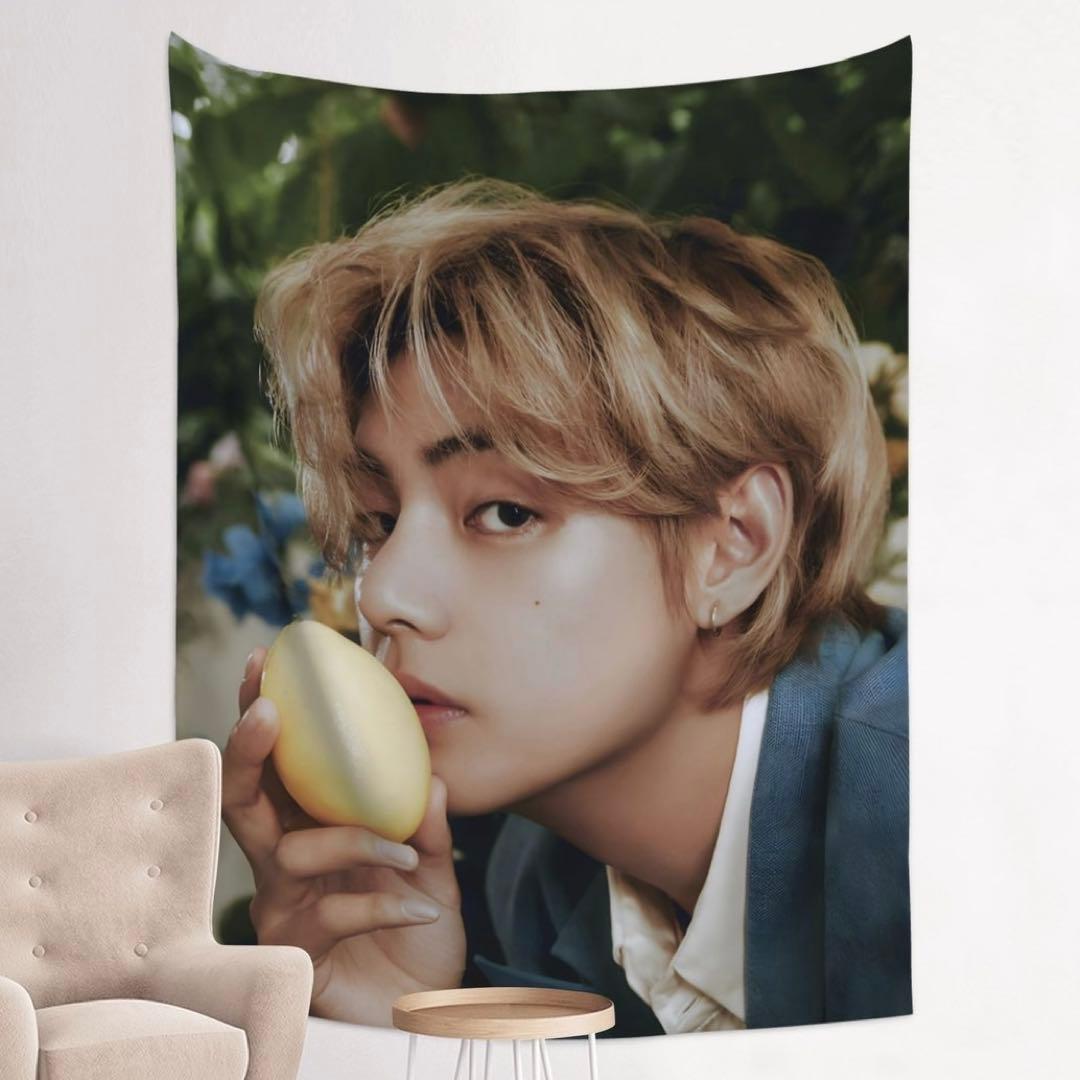 

[USED] BTS Tapestry DICON Taehyung V V