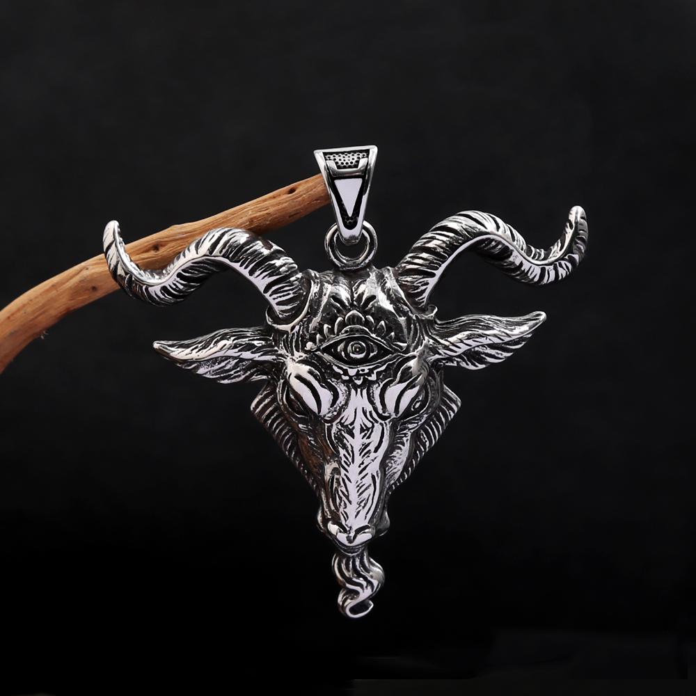 

Vintage Domineering Stainless Steel Viking Black Bull Head Pendant Necklaces For Men Boys Personality Amulet Animal Jewelry Gift W4252WW-