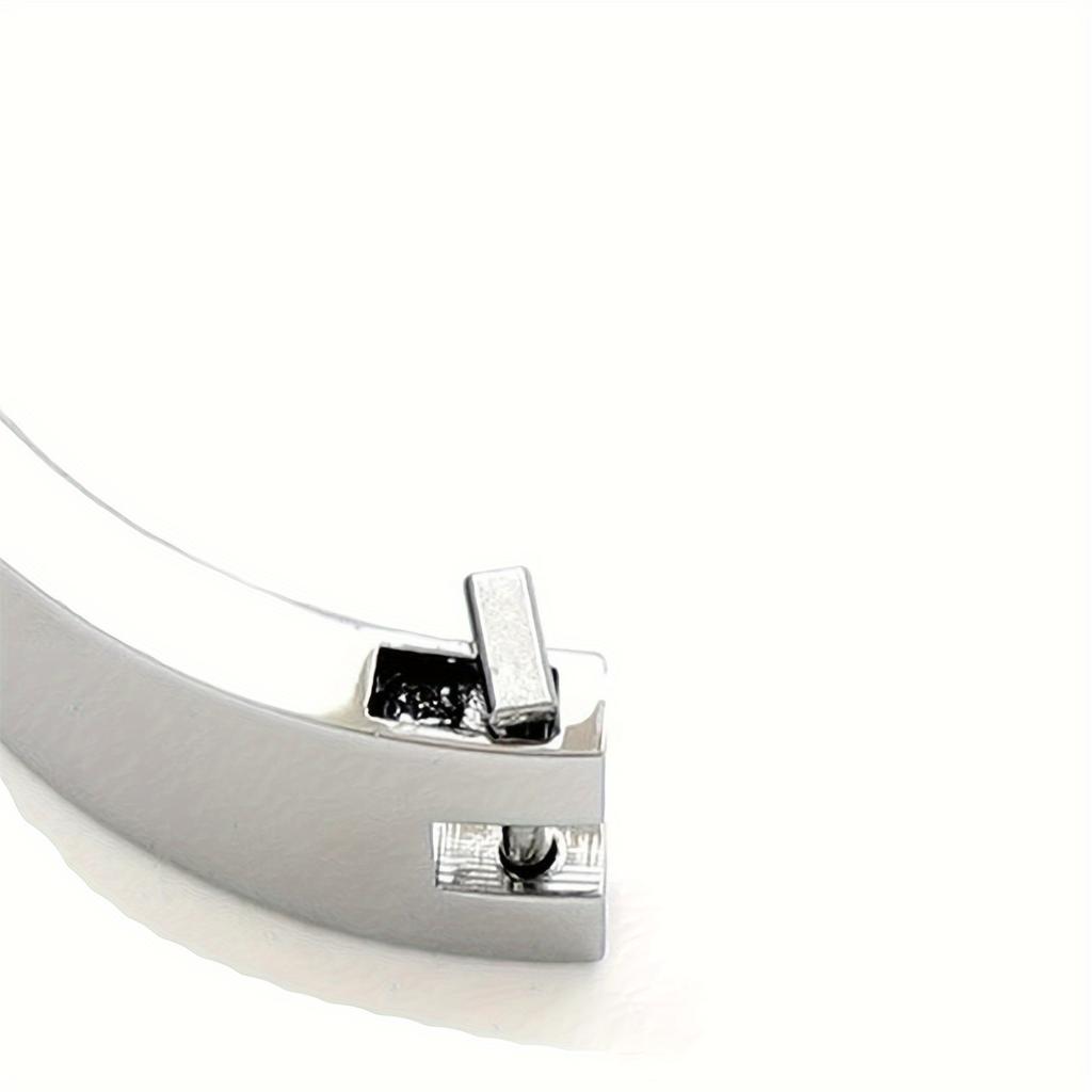 A Pair of Chrome Plated Stainless Steel Restraint Gear Wrist Anklet Cuffs - Solid Color, Unisex Bondage Play Adult Sex Toys for Couples - Adjustable