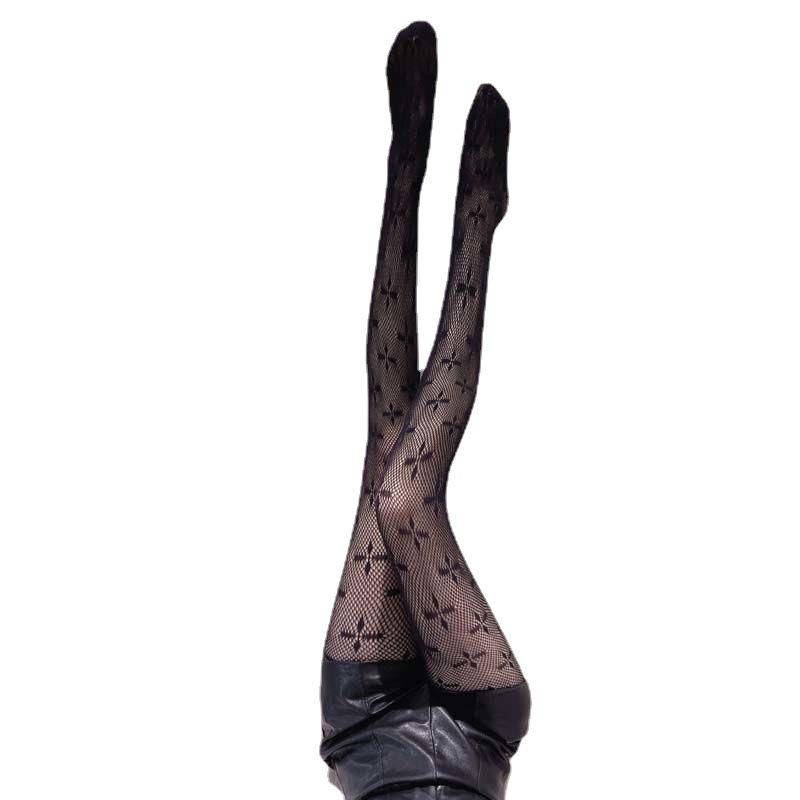 Net Celebrity Style Four-Leaf Clover Fishnet Stockings - Black Silk Pantyhose for Spring and Autumn.