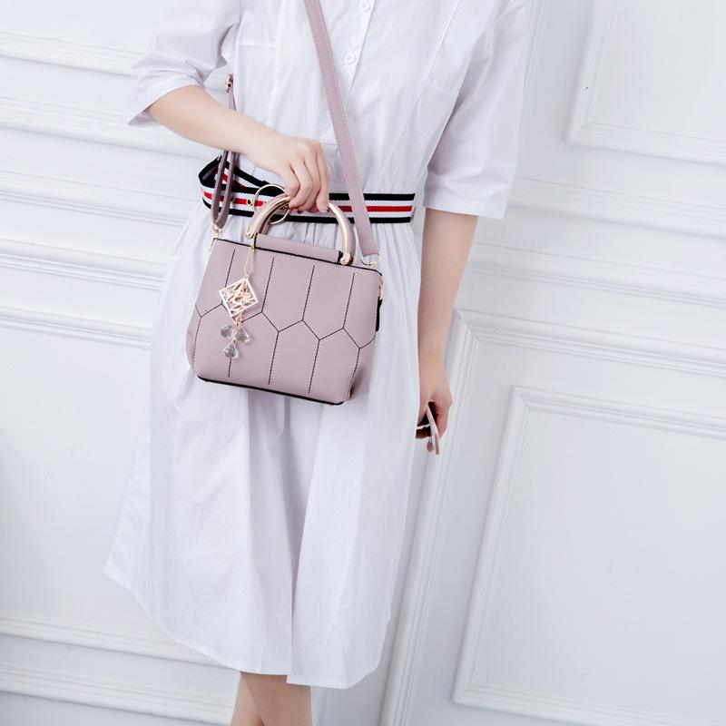 Women Bag PU Female Bag Light Color Handbag Square Bag Female Shoulder Bag Casual Messenger Bag