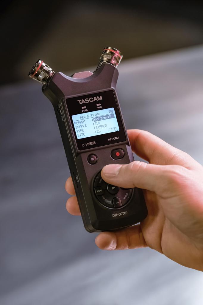 TASCAM Float Recording Stereo Portable Recorder DR-07XP 32-bit