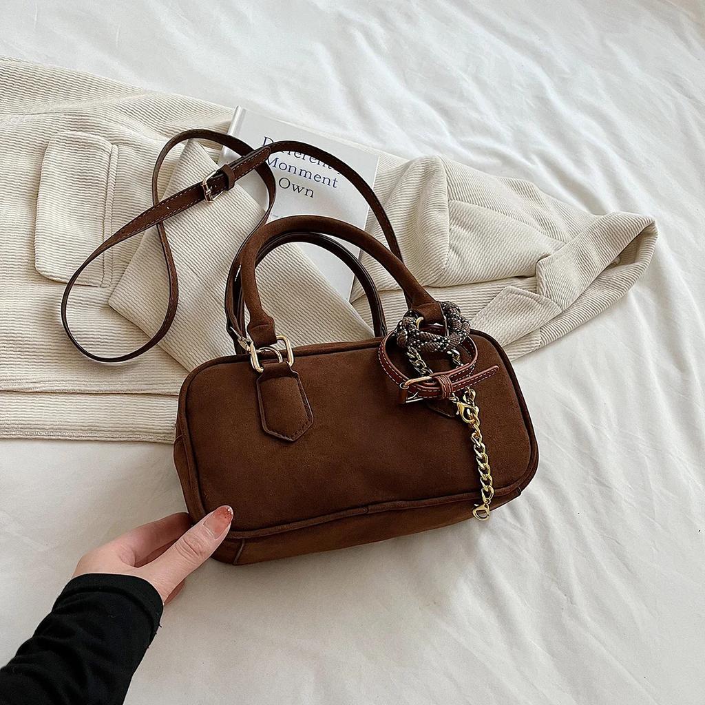Women Fashion Small Faux Suede Soft Square Handbags and Purses Vintage Winter Crossbody Bag Lady Shoulder Bag
