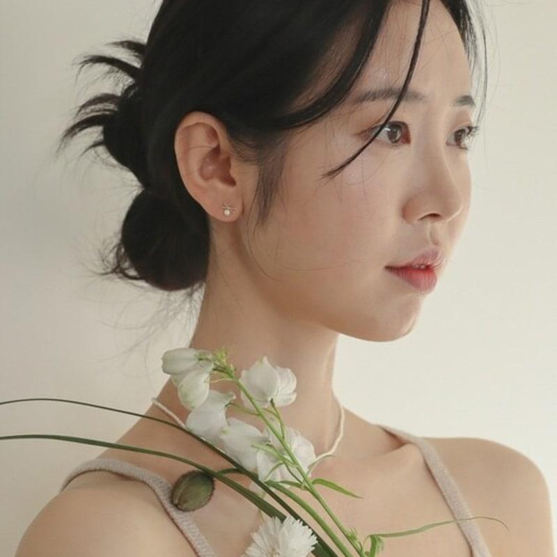 Modernlike 14k 14k X Ribbon Pearl Earrings