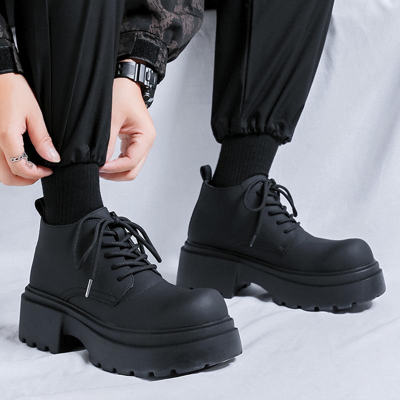 Derby Martin Stiefel Herren 2024 neue kurze Stiefel mit dicken Sohlen zur Erhöhung der Höhe im britischen Stil Retro Lederstiefel Tide 18944-R