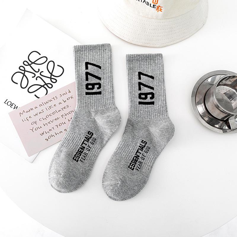 Модные спортивные длинные носки ESS FOG FG1977 - Стильные для мужчин и женщин 36-43