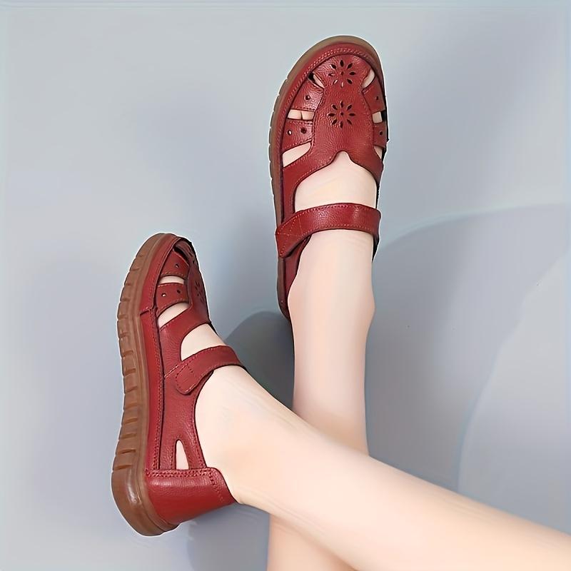 Women's Leather Hollow Sandals Breathable Summer Shoes Comfortable Nurse Shoes White Sandals Mom Sandals Large Size