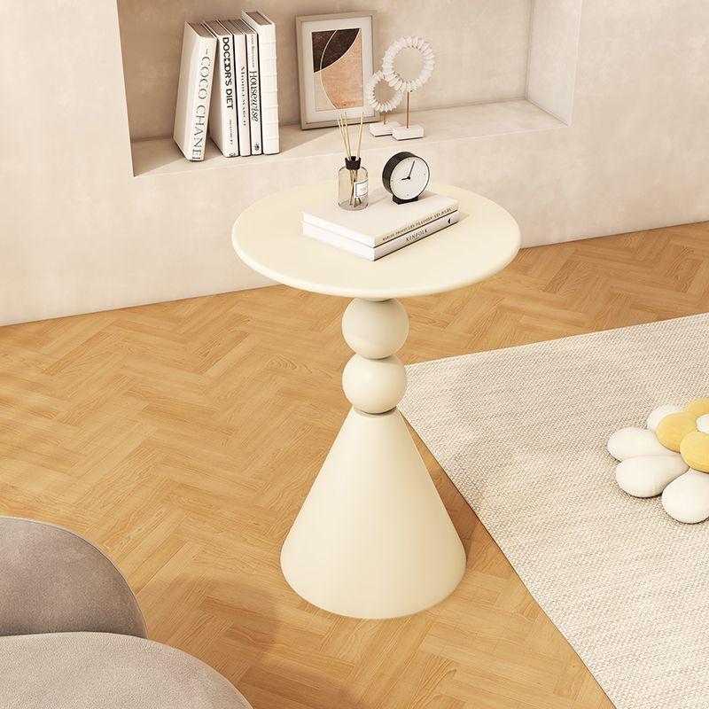 Scandinavian Style Wrought Iron Round Table - Cream White Accent Table for Living Room or Sofa Side, Minimalist & Modern