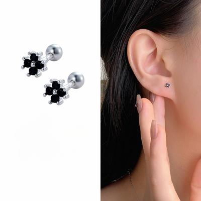 Temperament Black Zircon Flower Stud Earrings Niche High Fashion Versatile Simple Earrings