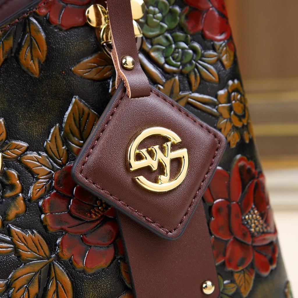 Chinese Classical Engraved Series Light Luxury Women'S Handbag Large Capacity Fashion High Sense Shoulder Messenger Bag
