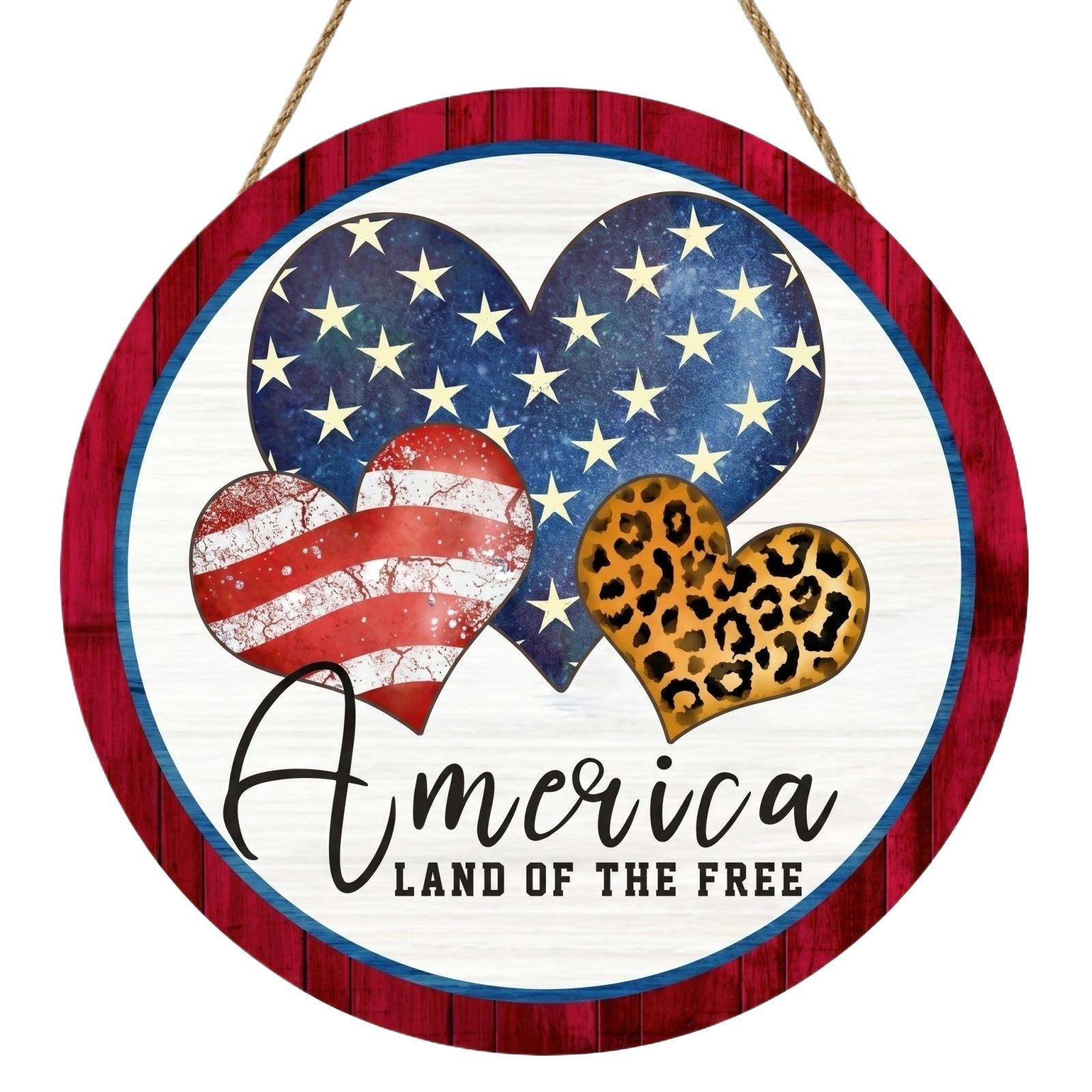

Wooden Hanging Door Decor Round Wall Sign with Heart Shapes and Patriotic Text Rustic Style for Home and Holiday Decoration One Size