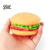 Jouet à mâcher Burger réaliste 2PCS Chien Siffleur Forme Vinyle Non Toxique Animaux de compagnie Jeu Interactif pour le Nettoyage des Dents et l'Activité