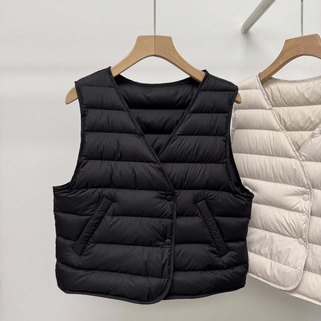 Physical supermarket white goose down down vest new women's vest V-neck vest coat stacked inside