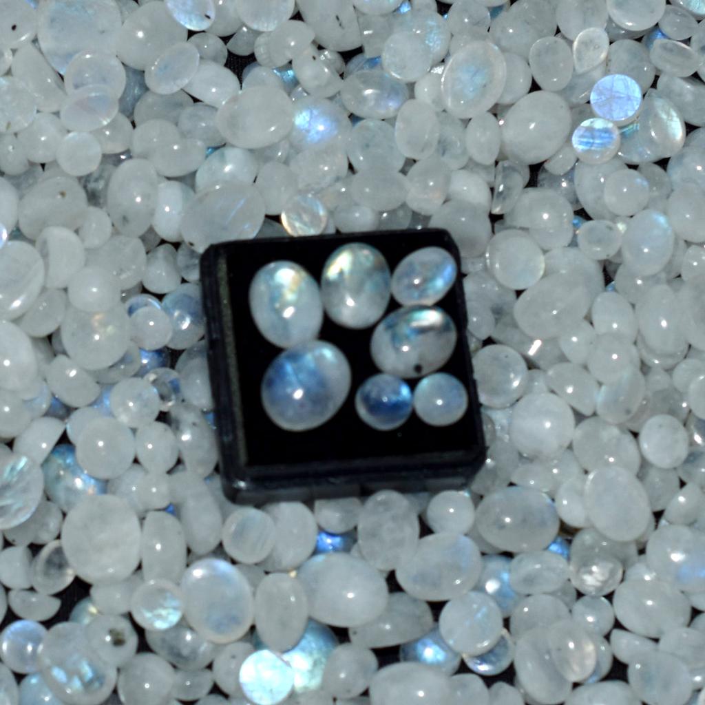 CERTIFICAT Piatră Lunii 18 Bucăți Formă Ovală Alb Natural Lot Piatră Prețioasă Liberă AR-3857-Sa.*