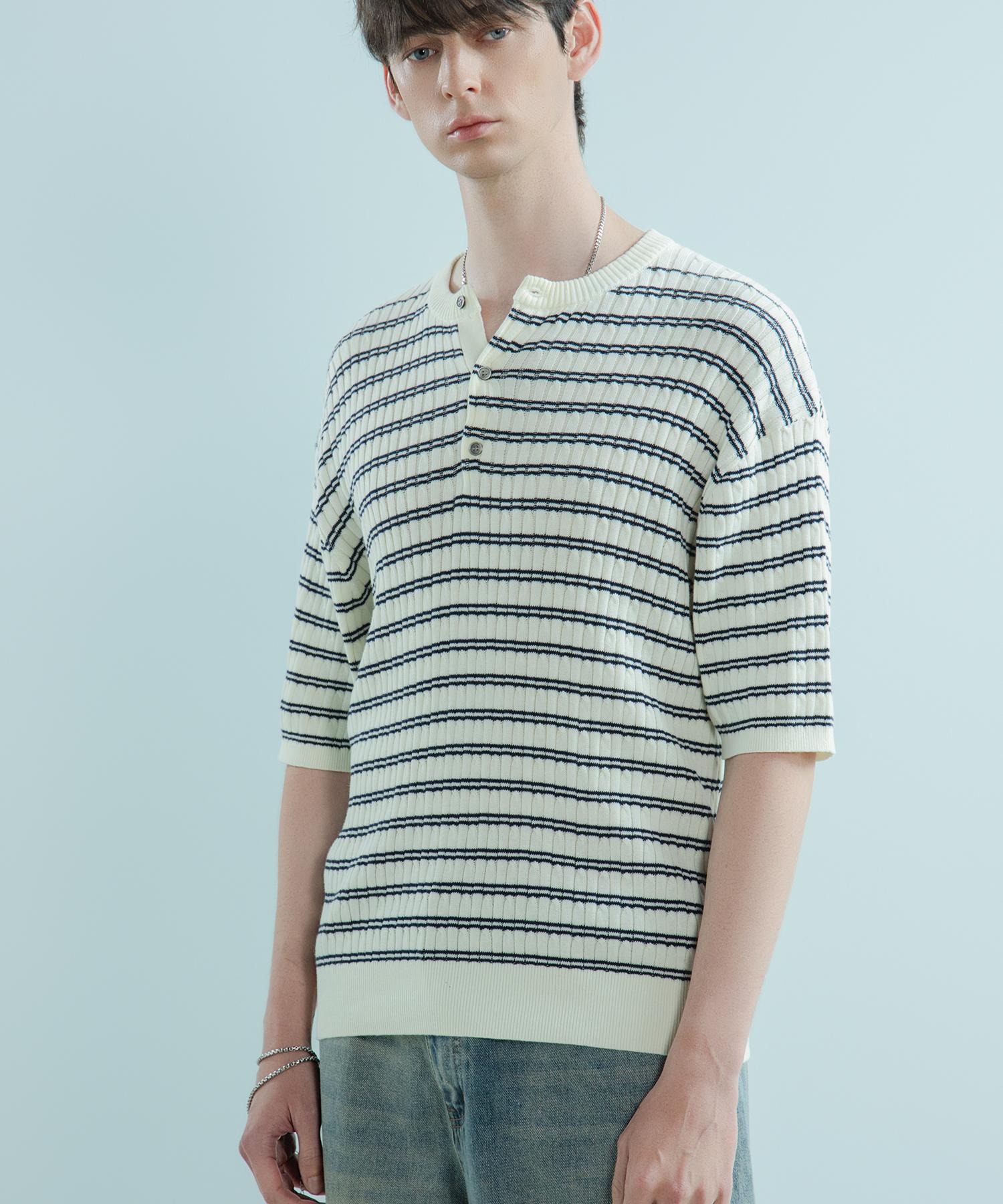 Log Store Dant Henley Neck Short Sleeve Knit Navy/Free