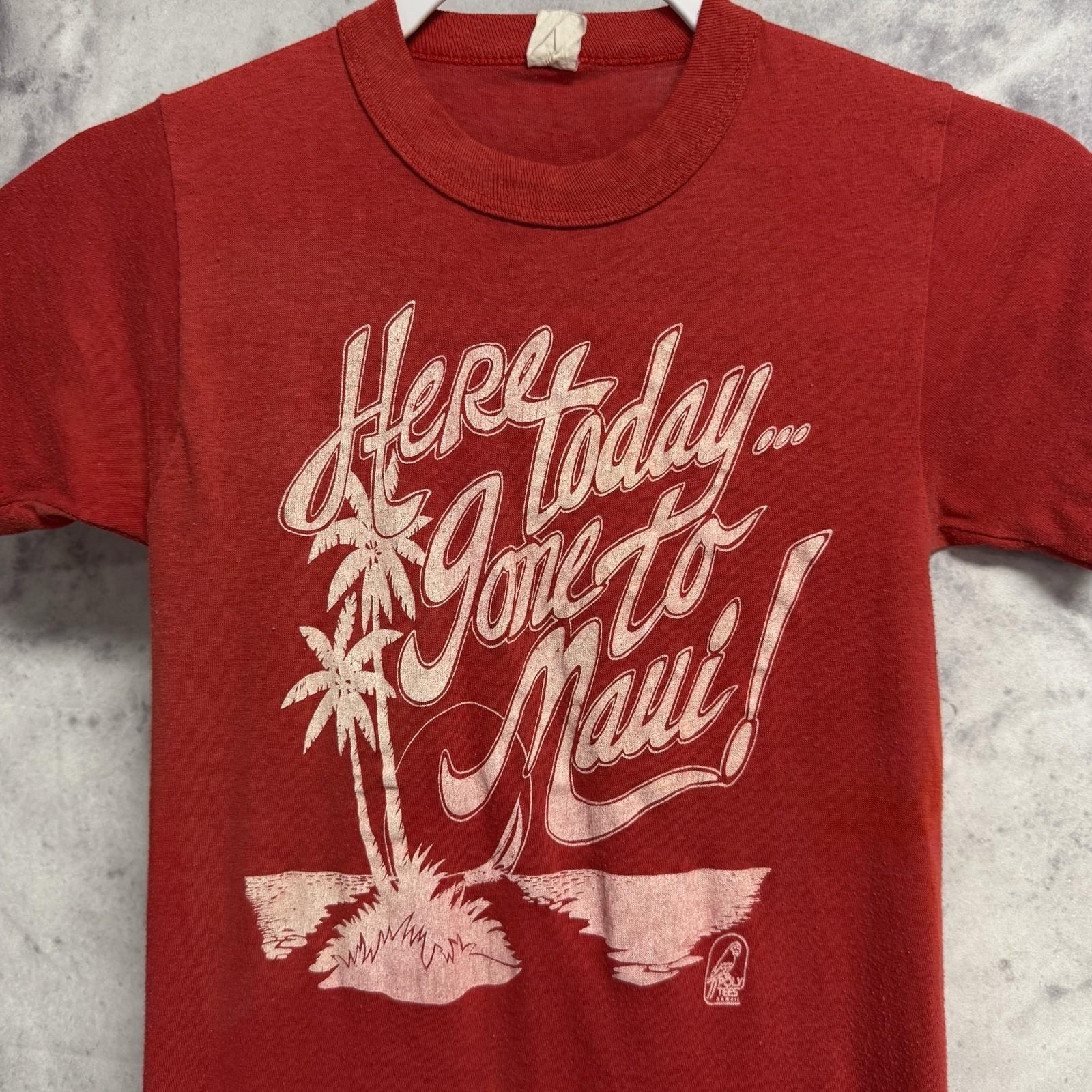 Vintage 70s Maui Hawaii T Shirt Red Travel Tourist Size Small USA Poly Tees XXL