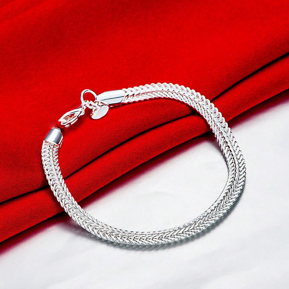 Copper Exquisite 6mm Snake Chain Bracelet for Men and Women, Fashionable and Charming Jewelry