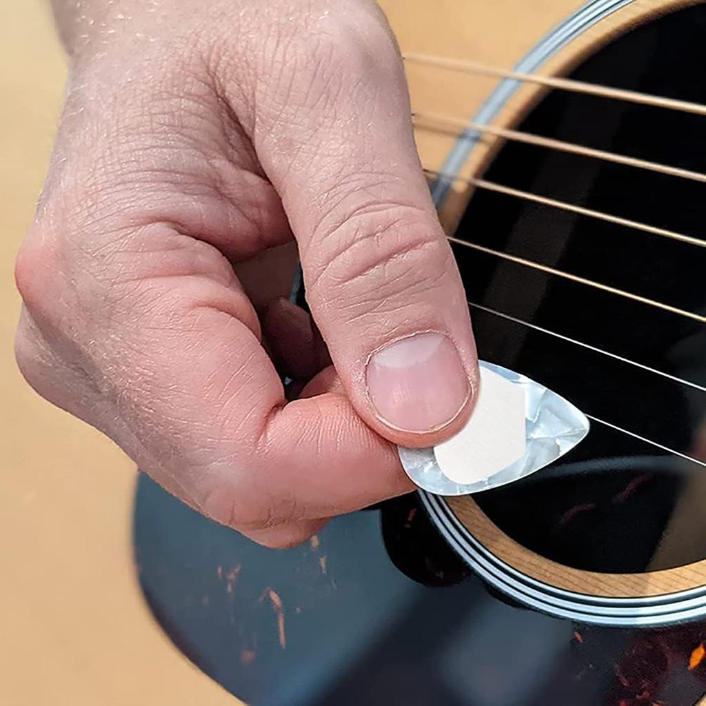 16Pcs Guitar Picks Grip Guitar Picks Grips Anti-slip Grips Silicone Guitar Picks Grips Stop Dropping Guitar Pick Sticker