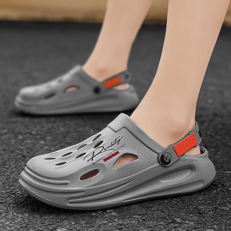 EVA Men's Clogs Shoes Lightweight Clog Men Beach Sandals with Men Clogs Mules Home Garden Outdoor Male Beach Flat Slippers Size 40-45