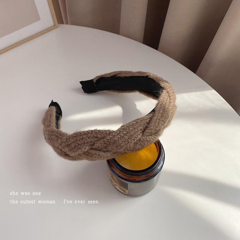 2023 New Women's Brown Twisted Hairpin Headband - Stylish All-Match Hair Accessory