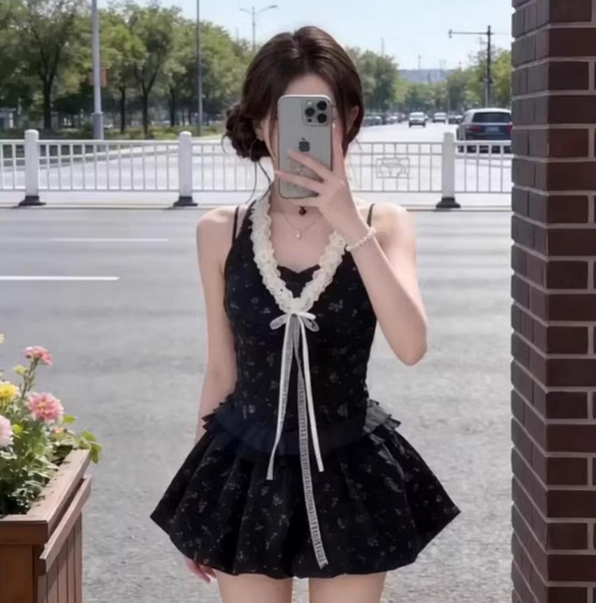Holiday floral lace neck and waist dress women's summer new design pure desire wind Spice Girl short skirt
