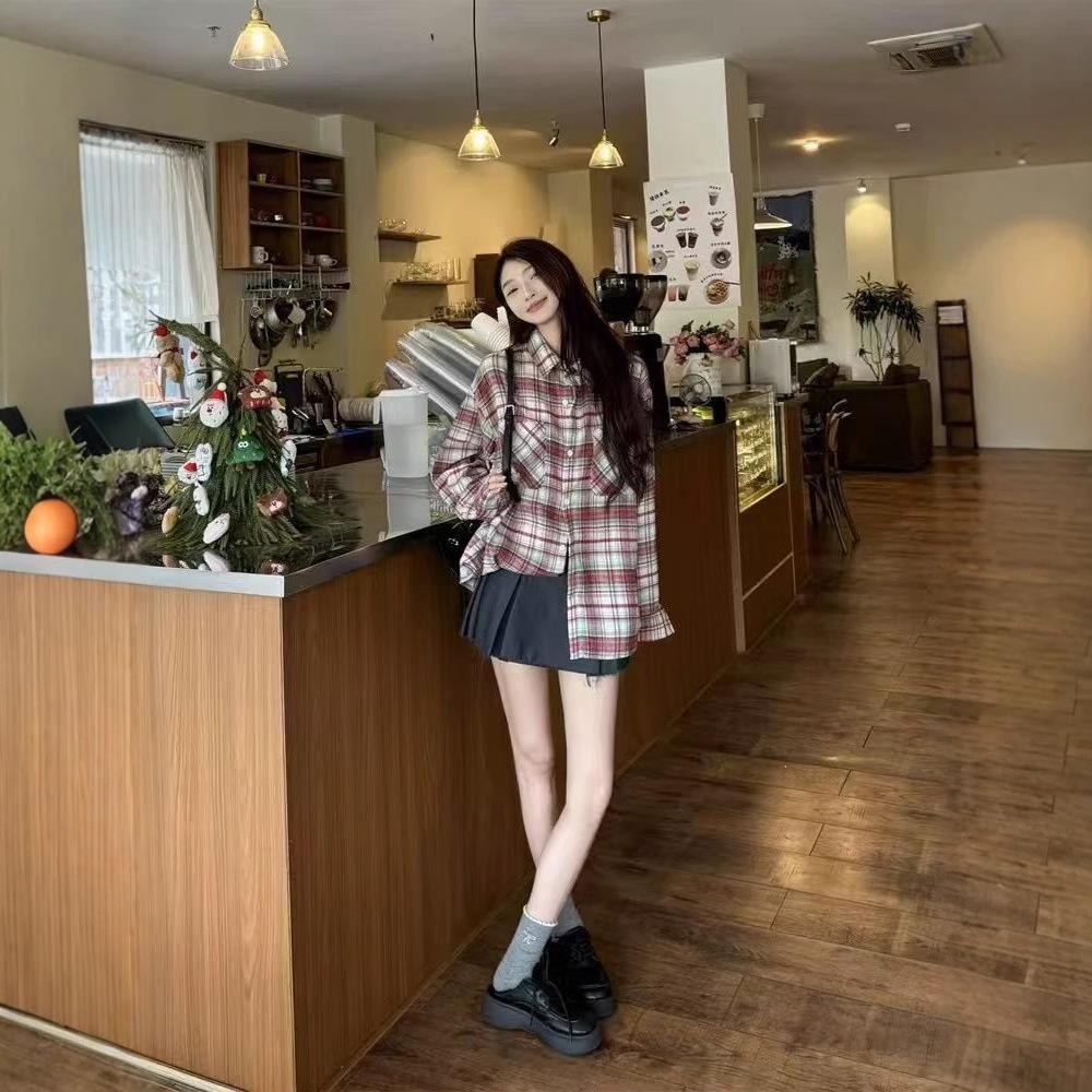Retro Plaid Shirt Jacket for Women In Spring and Summer New Top Design Niche Loose Temperament Shirt