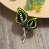 Exquisite retro green elegant classical brooch women's ethnic style coat cardigan corsage temperament versatile pin accessories