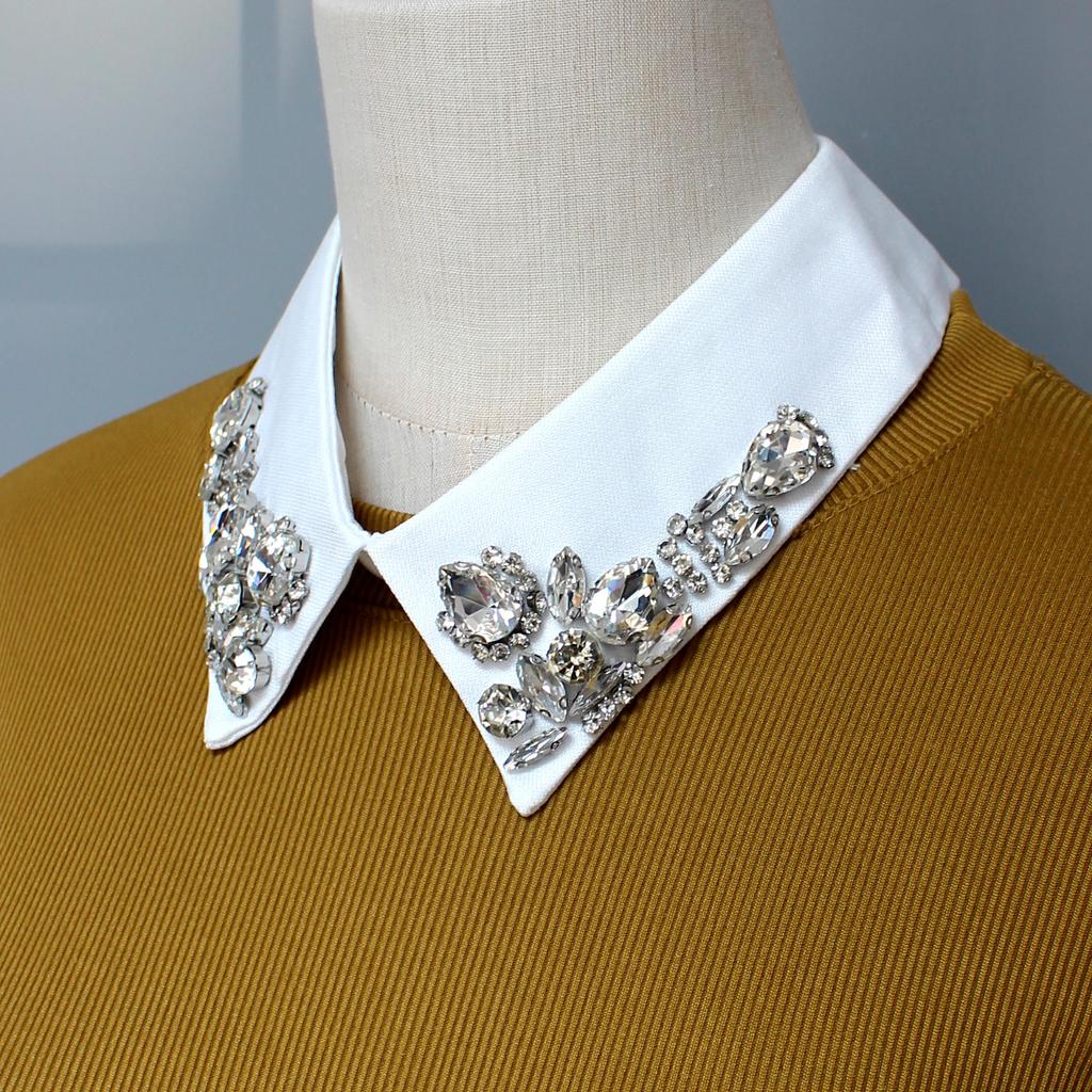 1 piece of luxurious rhinestone fake collar, featuring shiny diamonds and hand-sewn craftsmanship. Designed with sunflower and c