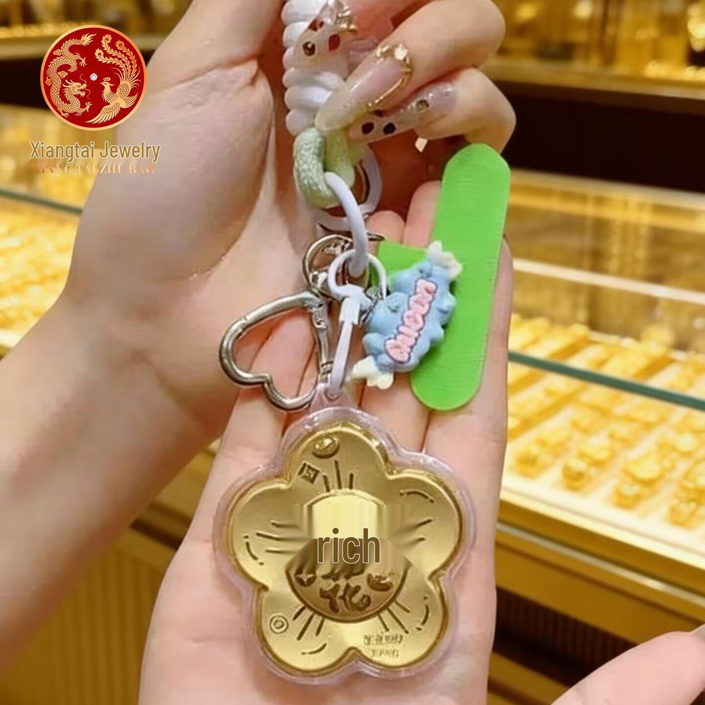 

999 Pure Gold Horse Year Charm Keychain: Prosperity Flower Bag & Phone Accessory, Perfect for New Year Gifts
