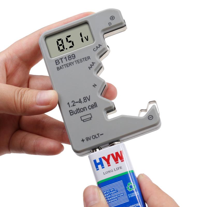 Portable Digital Battery Voltage Tester and Power Detector