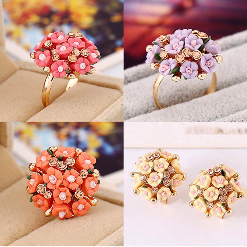 Buy Fashionable Women Crystal Ceramic Flower Ring at affordable prices