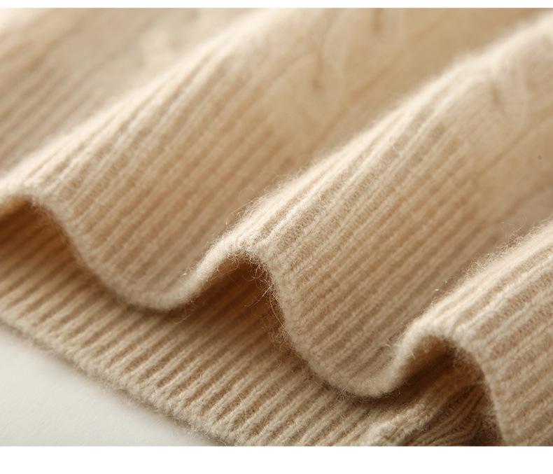Lauren Chunky Knit Cardigan: Women's Autumn Winter Cashmere Jacket, Round Neck, Simple & Fashionable Sweater.