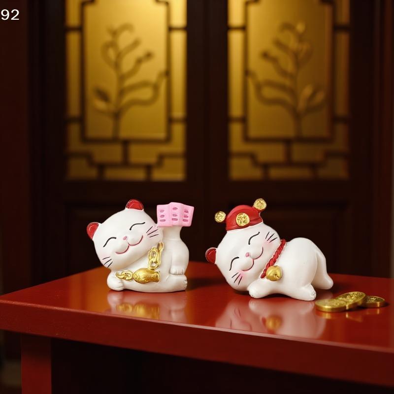 Cute Lucky Cat Sculpture, Wealthy Office Table Ornament, Suitable for Gaming Space & Car, Chinese New Year Gift, 1/2/4Pcs