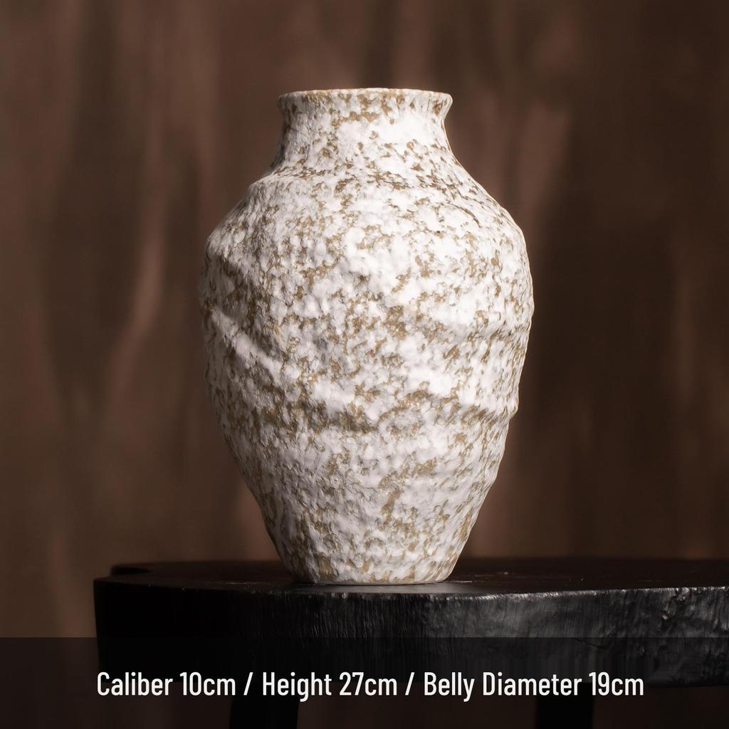 Jingdezhen Designer Wabi-Sabi Ceramic Flower Vase - Ornament Pottery Jar for Hydroponic Flowers and B&B Décor
