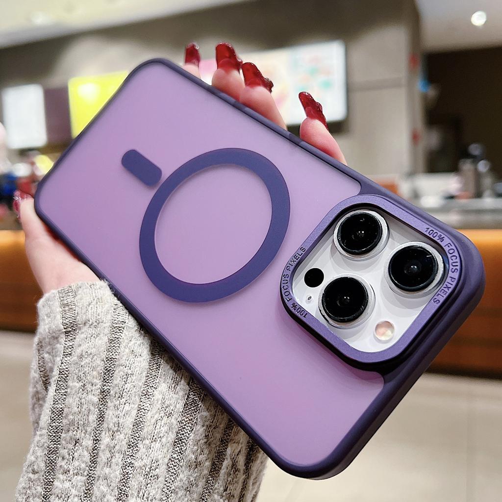 For IPhone 16 Magnetic Skin Absorbing Phone Case for Apple 15 Pro Yadun Matte Case 14promax Anti Drop Cover