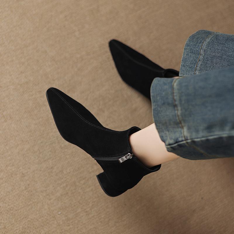 Fashion 2025 New Autumn Women Boots Cow Suede Fashion Chelsea Boots for Women Pointed Toe Short Ankle Boots Med Heels Ladies Shoes