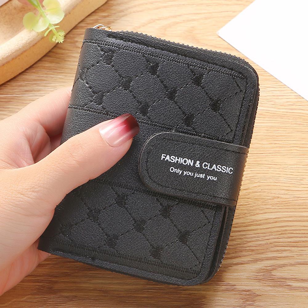 1Pc Women Wallets Embroidered Love Heart Short Wallet Fashion Ladies ID Card Holders Clutch Bag ID Holder Zipper Snap Coin Purse