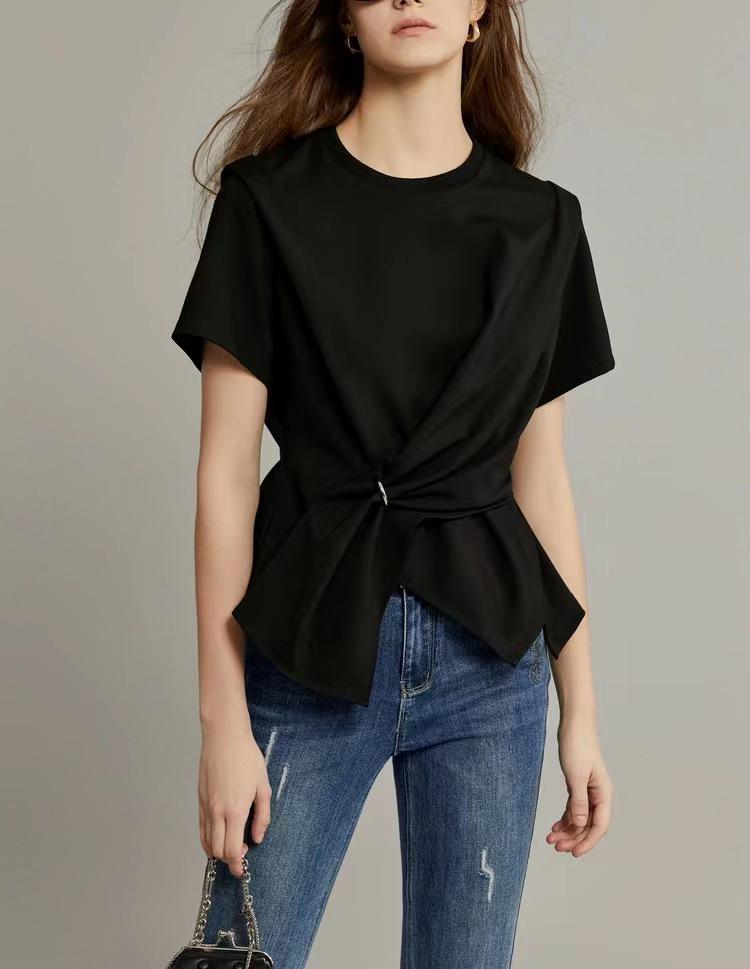 

Женская черная ретро-футболка с круглым вырезом и разрезом - Летняя коллекция 2025 г., свободный крой, облегающий повседневный стиль Extra Large чёрный