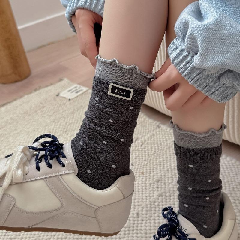 Cotton Women's Autumn and Winter Color-matched Double-seam Fabric Label Black Fungus Edge Polka Dot Pile Socks Are Versatile and Simple