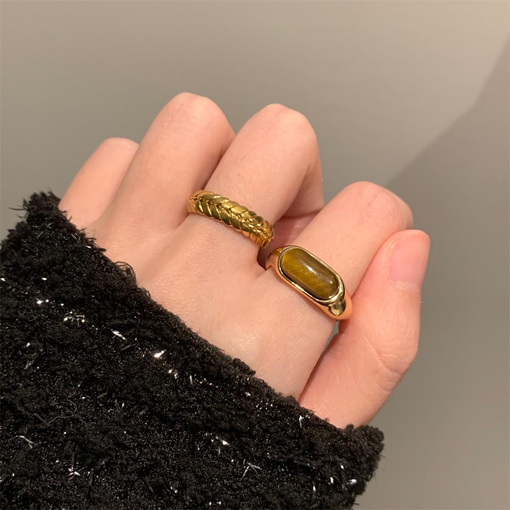 Adjustable High-Grade Retro Tiger Eye Stone Saddle Ring with Wheat Ear Design for Women
